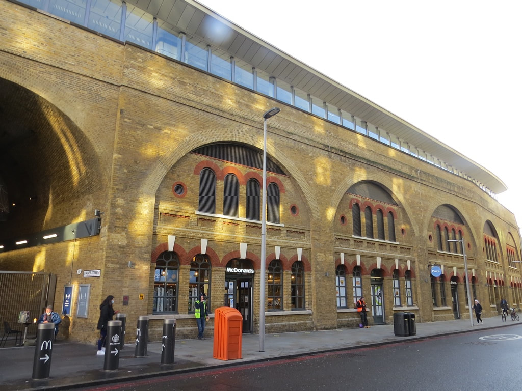 
Mcdonalds at London Bridge Station, After Redevelopment (2021)
