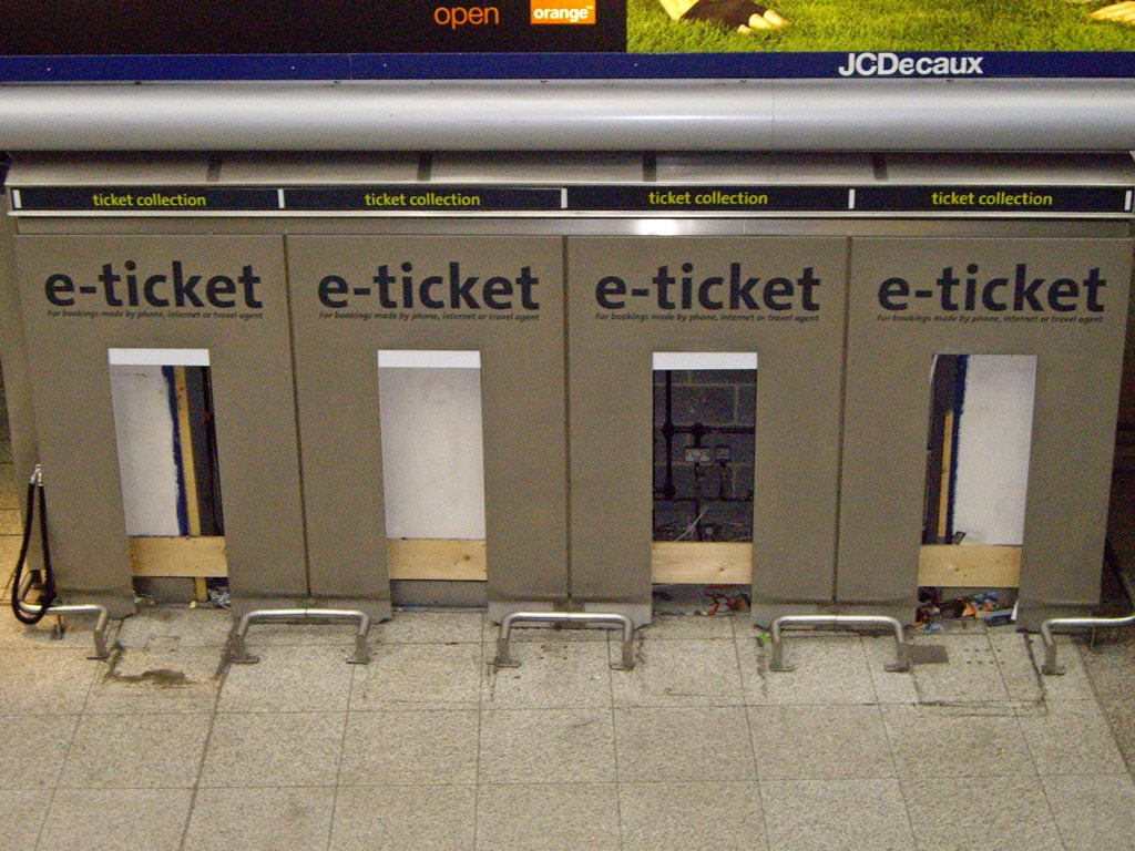 Disused e-ticket machines at London Water Eurostar terminus