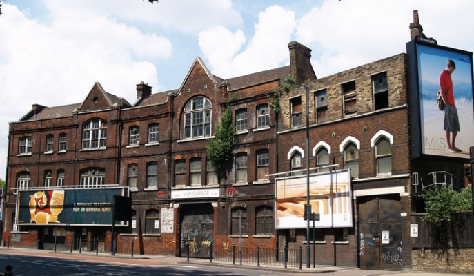 The derelict old sailmakers on Commercial Road was also occupied by Caird & Rayner and VIP Garage