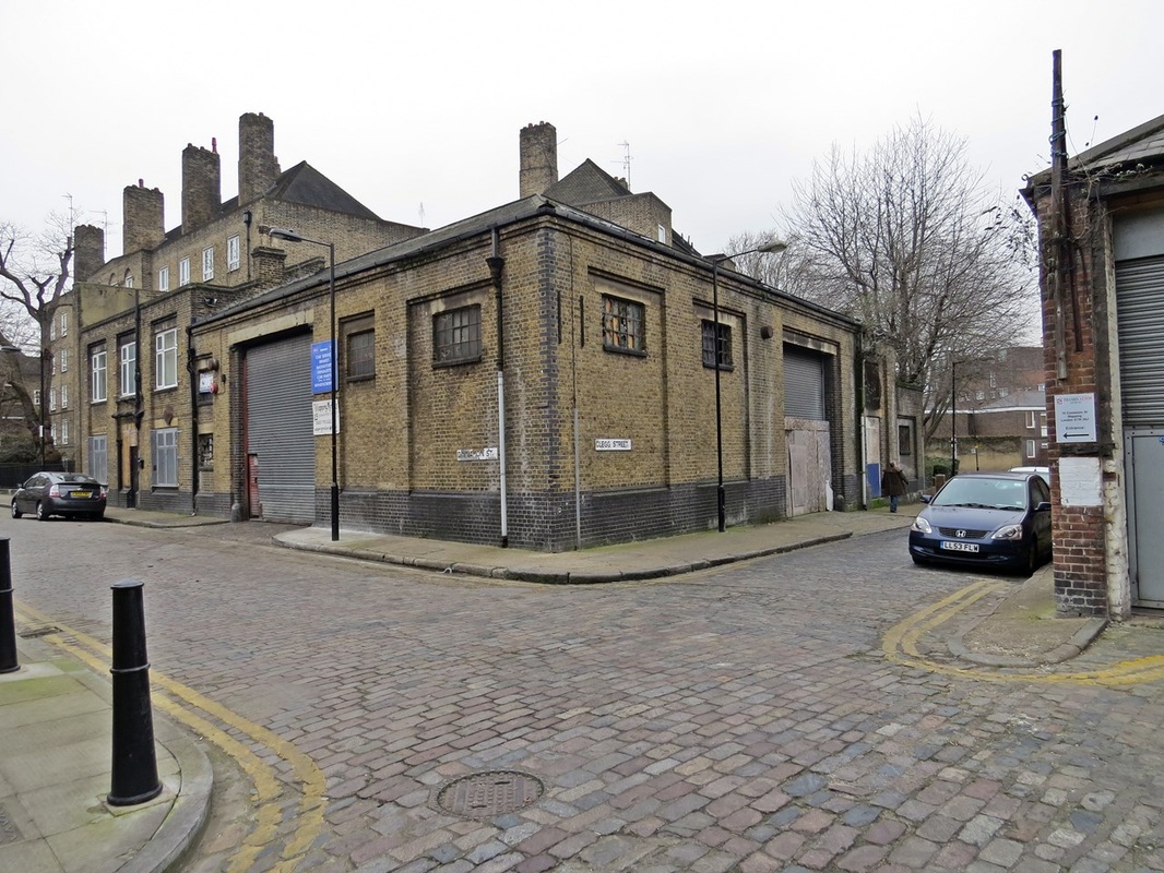 Picture of disused workshop 125-129 Wapping High St - Wapping E1 in Tower Hamlets