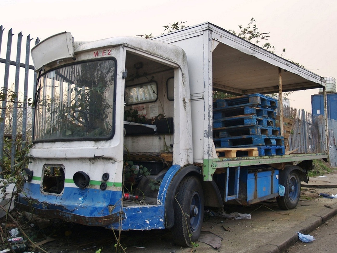 Abandoned milkfloat in Bromley By Bow