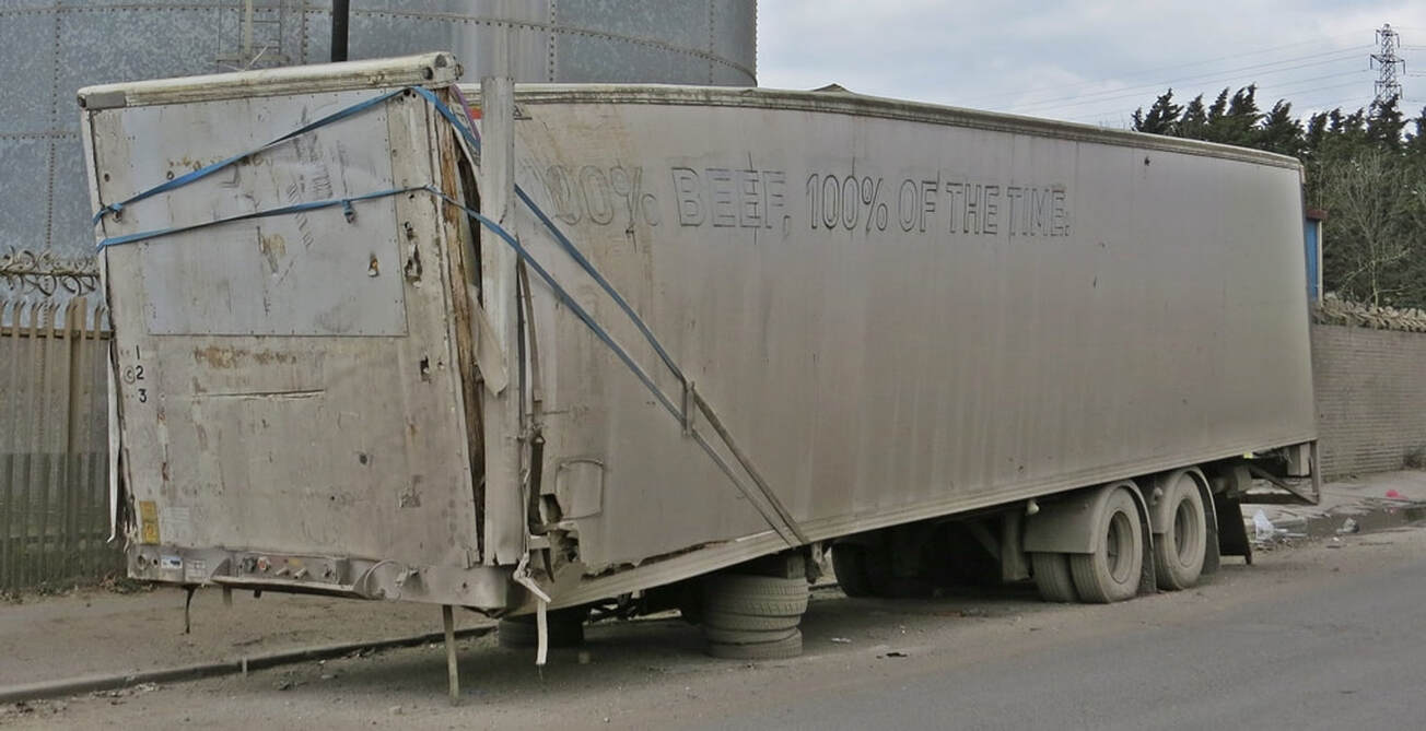 Abandoned articulated lorry in Creekmouth, Barking