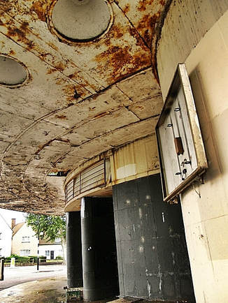 Picture of the decaying derelict Coronet Cinema in Eltham, South East London 