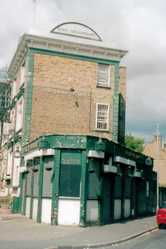  Duke Of Devonshire in Darnley Rd, Hackney closed down derelict pub