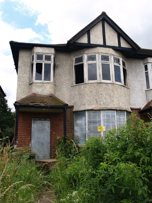 Many homes on the North Circular Road were left to vandals, others boarded up to escape the attentions of arsonists and squatters.