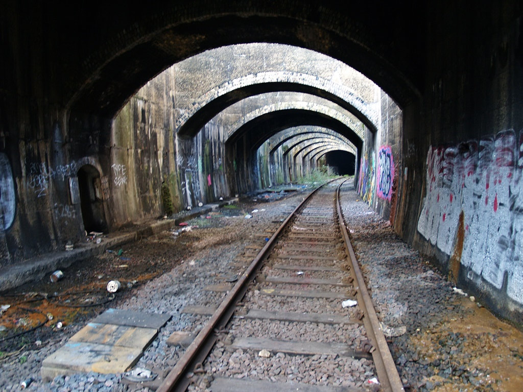 Connaught Tunnel now used by Crossrail