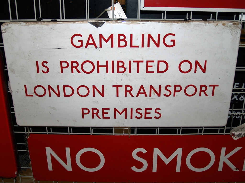 Sign  stating that gambling is prohibited on London Transport premises 