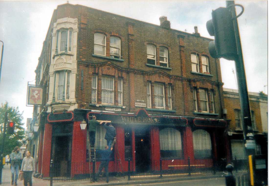  White Horse ghost pub on Cambridge Heath Road